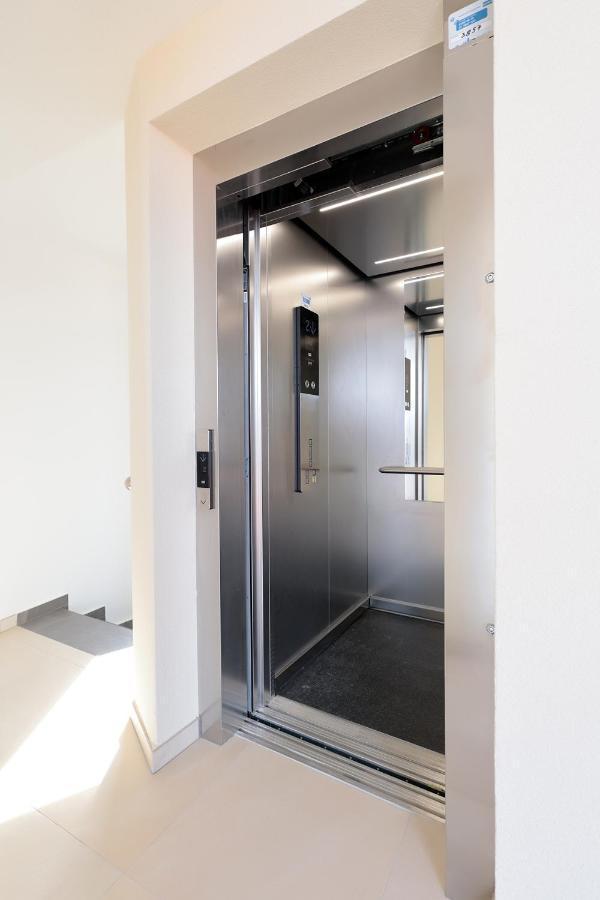 Villa Sunny Icici- Apartment Sky Екстериор снимка
