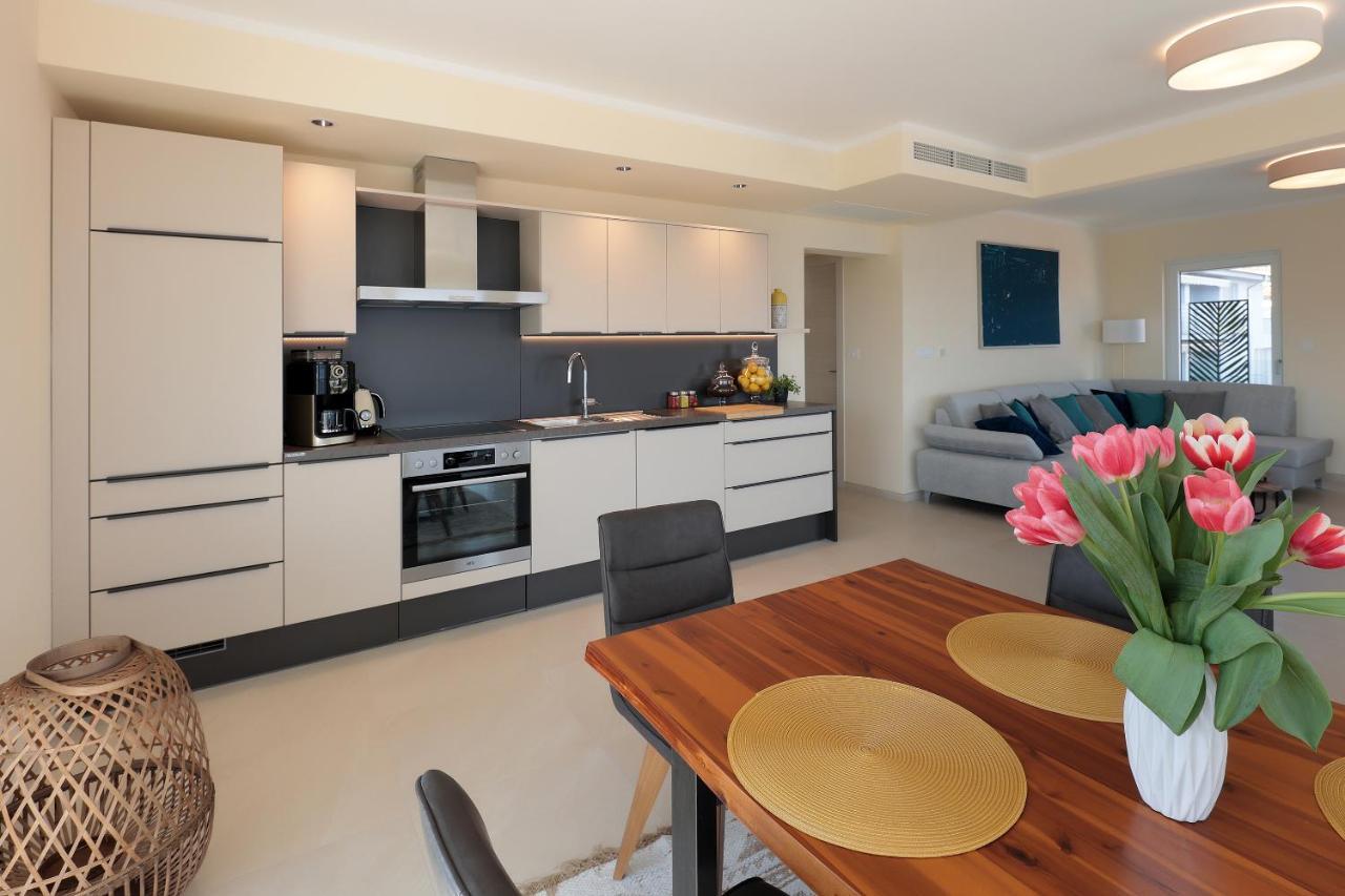 Villa Sunny Icici- Apartment Sky Екстериор снимка